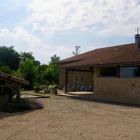 Chaleureux à Avec Piscine Partagée - 55 M² Blaignac