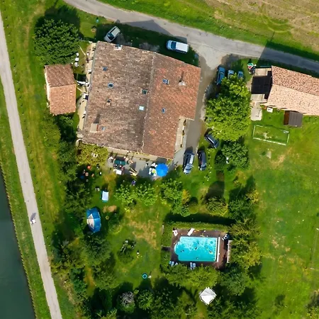 Chaleureux A Avec Piscine Partagee - 55 M² * Blaignac